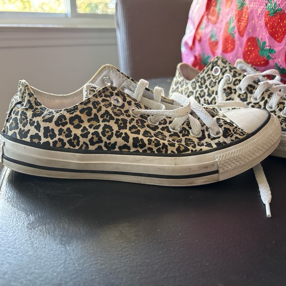 Converse Leopard Print Sneakers - Picture 2 of 4
